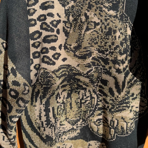 Maurada Vintage 1980s Tiger and Leopard Oversized Sweater Novelty Print Big Cats - Picture 11 of 11